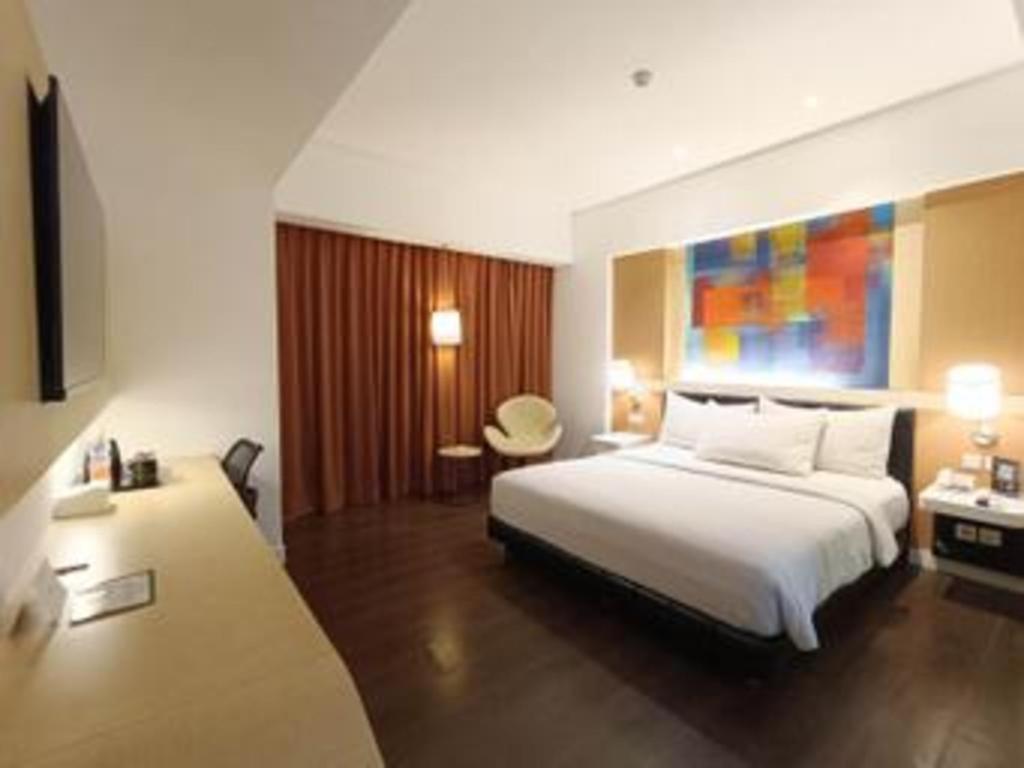 Brits Hotel Караванг Екстер'єр фото